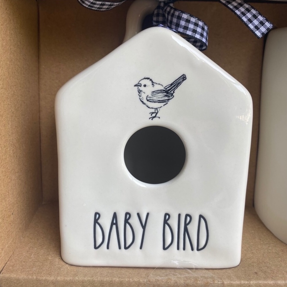 Rae Dunn “BABY BIRD MAMA BIRD” Ceramic Birdhouse Mug Set NWT - Picture 4 of 7